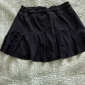 Fila pleated skort. M